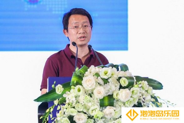 北京云上曲率科技有限公司首席执行官杜晓祥